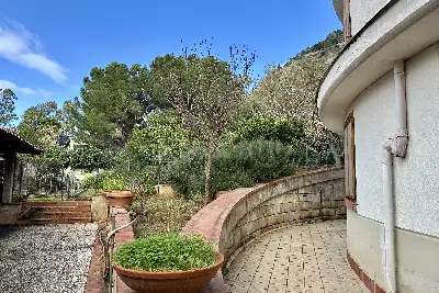 Villa in vendita, Viale Margherita Di Savoia, Palermo