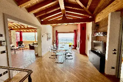 Villa in vendita, Via Mezzane, Villanuova sul Clisi