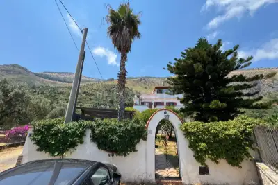 Villa in vendita, Via Enrico Berlinguer, Carini