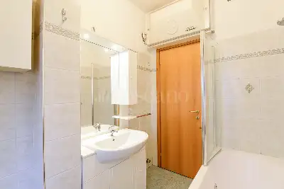 Casa in vendita, Via Dante, Erba