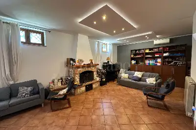 Villa in vendita, via Alessandro Santini,, Roma