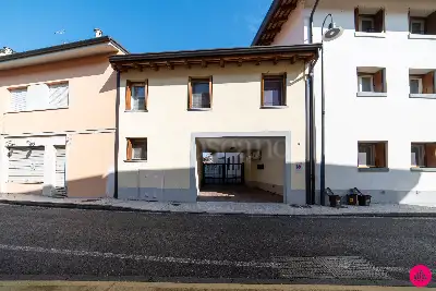 Casa in vendita, Via I Maggio, Pradamano