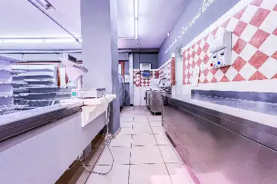 Negozio in vendita, Via Copernico 5, Olbia, Olbia