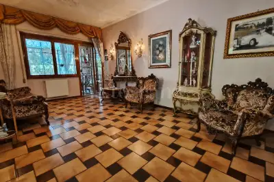 Villa Plurifamiliare in vendita, Via delle Vigne di Morena, Roma