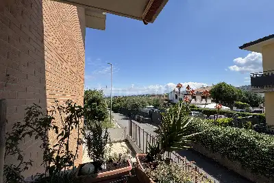 Casa in vendita, Via Bollate, Roma