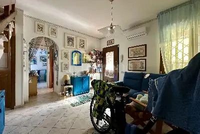 Villino a Schiera in vendita, Via dei Lecci, Anzio