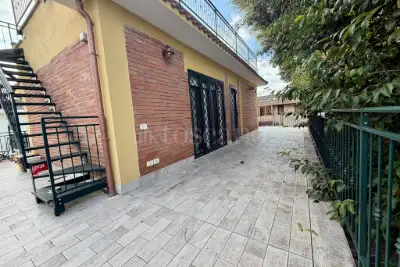 Villa in vendita, Via dei Frassini, Anzio