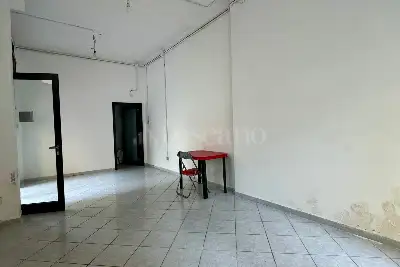 Negozio in affitto, Avellino - Via Carmine Barone, Avellino