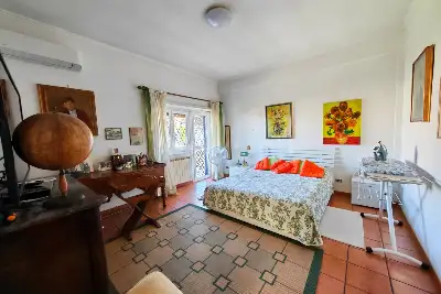 Villino a Schiera in vendita, Via Sofocle , Roma