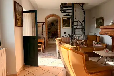 Casa Indipendente in vendita, Via Castello, Serle