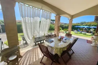 Villino a Schiera in vendita, Via Col Vento, Anzio