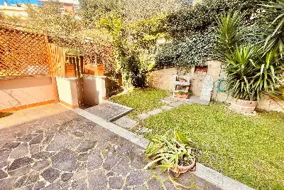 Casa in affitto, Via Pietro Paolo Vergerio, Roma