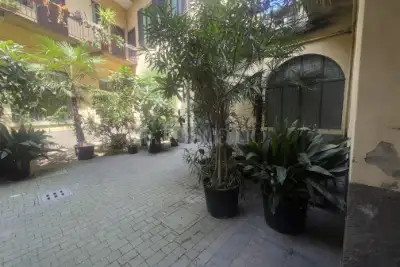 Casa in vendita, Via Carlo Farini, Milano