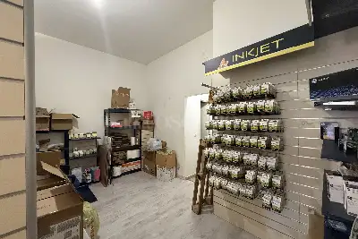 Negozio in vendita, Viale Guglielmo Marconi , Pescara