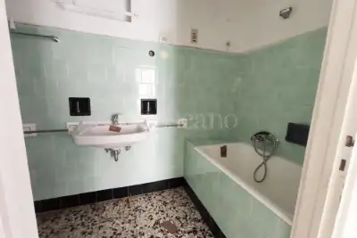 Casa Indipendente in vendita, Via Orazio Flacco, Brindisi