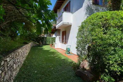 Villa in vendita, Via Marconi, Lavena Ponte Tresa