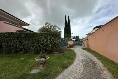 Villa Plurifamiliare in vendita, Via Rea Silvia, Anzio