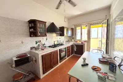 Casa in vendita, Via Carlo Avolio, Roma