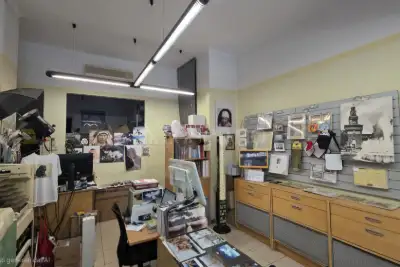 Negozio in vendita, Viale Pisa, Milano