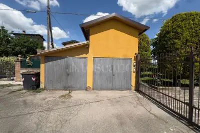 Casa Indipendente in vendita, Via Bagnese, San Cesario sul Panaro