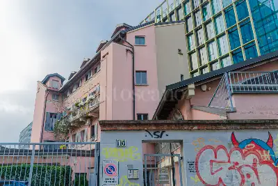 Casa in vendita, Via Cola Montano, Milano