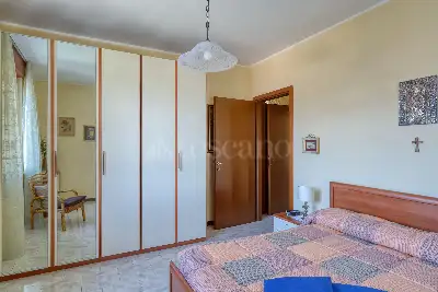 Casa in vendita, Via A. Manzoni, Brusimpiano