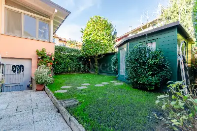 Villa in vendita, Via Privata Bitonto, Milano