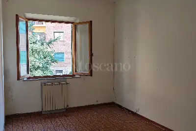 Casa in vendita, Via Martiri di Scalvaia, Siena