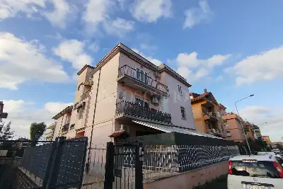 Casa in vendita, Via Montello, Aprilia