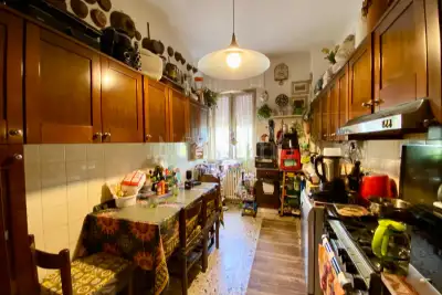 Casa in vendita, Via Montebello, Brescia
