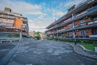 Casa in vendita, Via Vincenzo Ussani, Roma