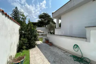 Villa Plurifamiliare in vendita, Via Pietro Nardini, Roma