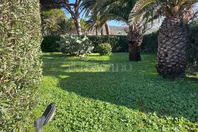 Villa in vendita, Strada Statale 1, Santa Marinella