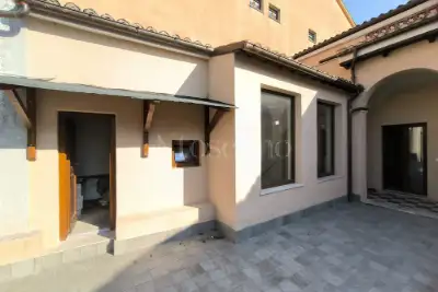 Casa Indipendente in vendita, Via Roma, L'Aquila
