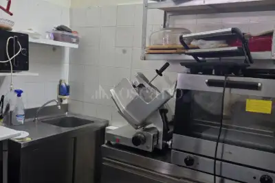 Negozio in vendita, Via Vestina, Montesilvano