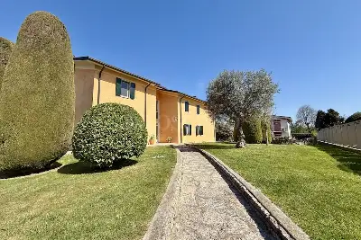 Casa in vendita, Via Lugana, Peschiera del Garda