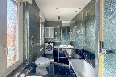 Casa in vendita, Via Giovanni Battista Morgagni, Milano