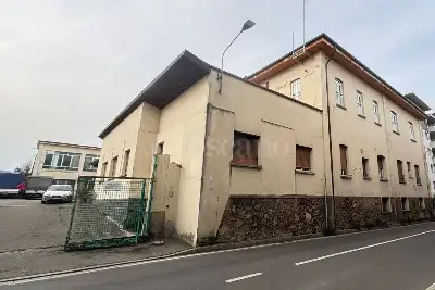 Magazzino in vendita, Via Cesare Cantù, Cantù