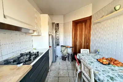 Casa in vendita, Via Angelo Inganni, Milano