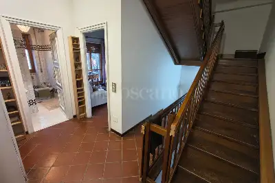 Villino a Schiera in vendita, Via Calosso, Roma