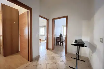 Casa in vendita, Via Caprese, Roma