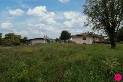 Villino a Schiera in vendita, Via dei Napoli, Aviano