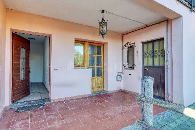 Villa Bifamiliare in vendita, Via Cerdosso, Marchirolo