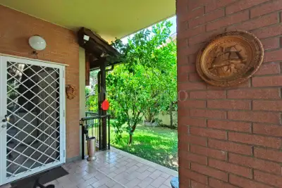 Villa Plurifamiliare in vendita, Via della Tenuta del Casalotto, Roma