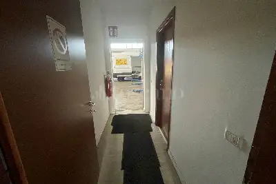 Capannone in vendita, Via dei Castelli Romani, Pomezia