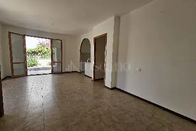 Villino a Schiera in vendita, Via Esculapio, Anzio