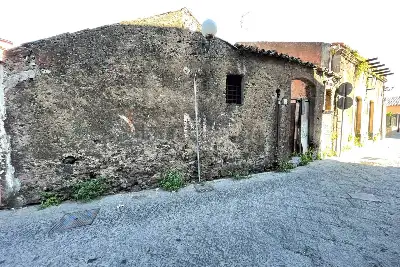 Casa Indipendente in vendita, Gravina - Piazza della Libertà, Gravina di Catania