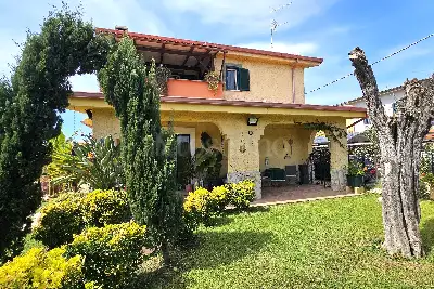 Villa in vendita, Via Metauro, Ardea