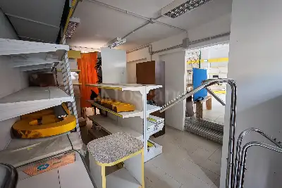 Negozio in affitto, Via Pietro Gasparri, Roma