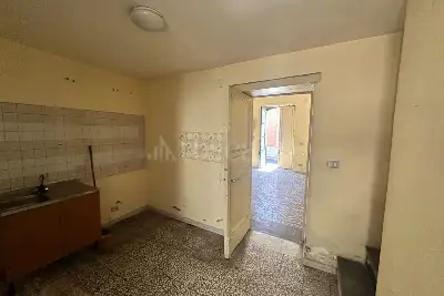 Casa Indipendente in vendita, Via Umberto, Sant'Agata li Battiati